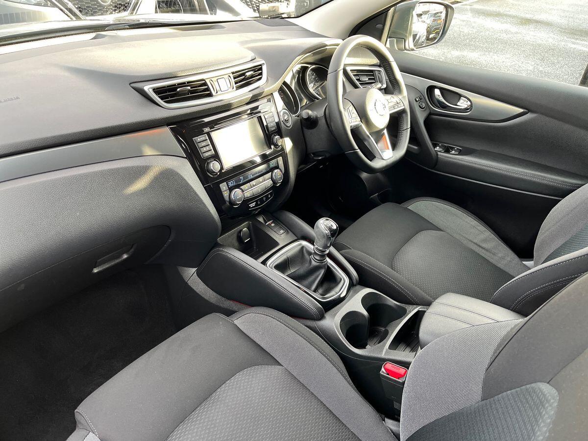 Used Nissan Qashqai 2020 for sale - 77348508: Photo 2