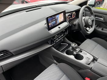 Used Nissan X-Trail 2025 for sale - 79595658: Photo