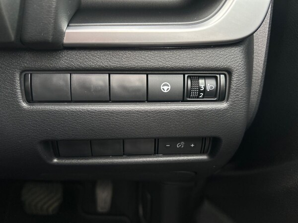 Used Nissan Qashqai 2024 for sale - 75969691: Photo 30