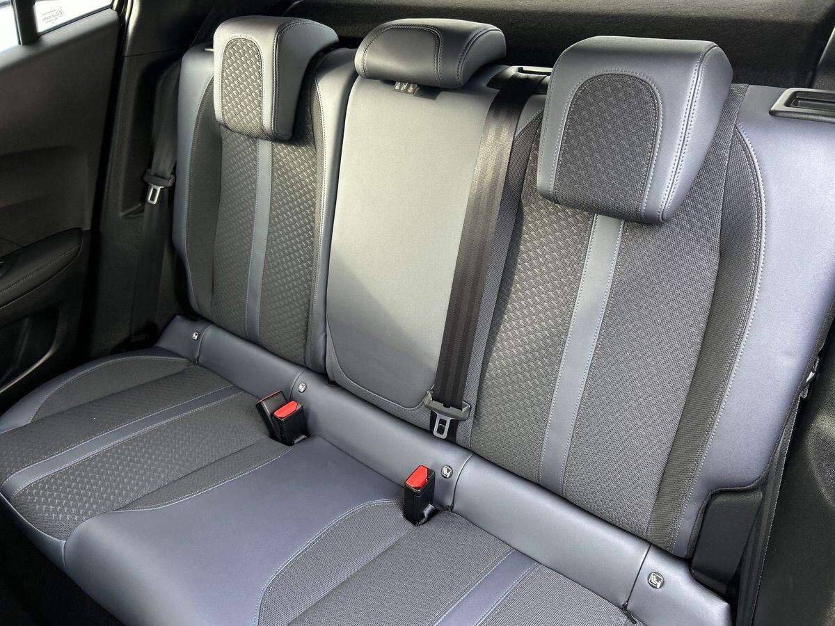 Used Peugeot 2008 2020 for sale - 76412874: Photo 19