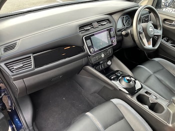 Used Nissan Leaf 2022 for sale - 77589588: Photo