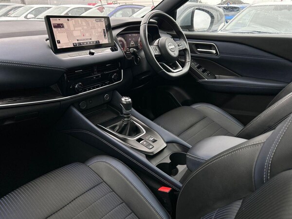 Used Nissan Qashqai 2022 for sale - 76220230: Photo 2