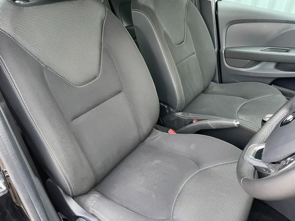 Used Renault Clio 2019 for sale - 77383949: Photo 21