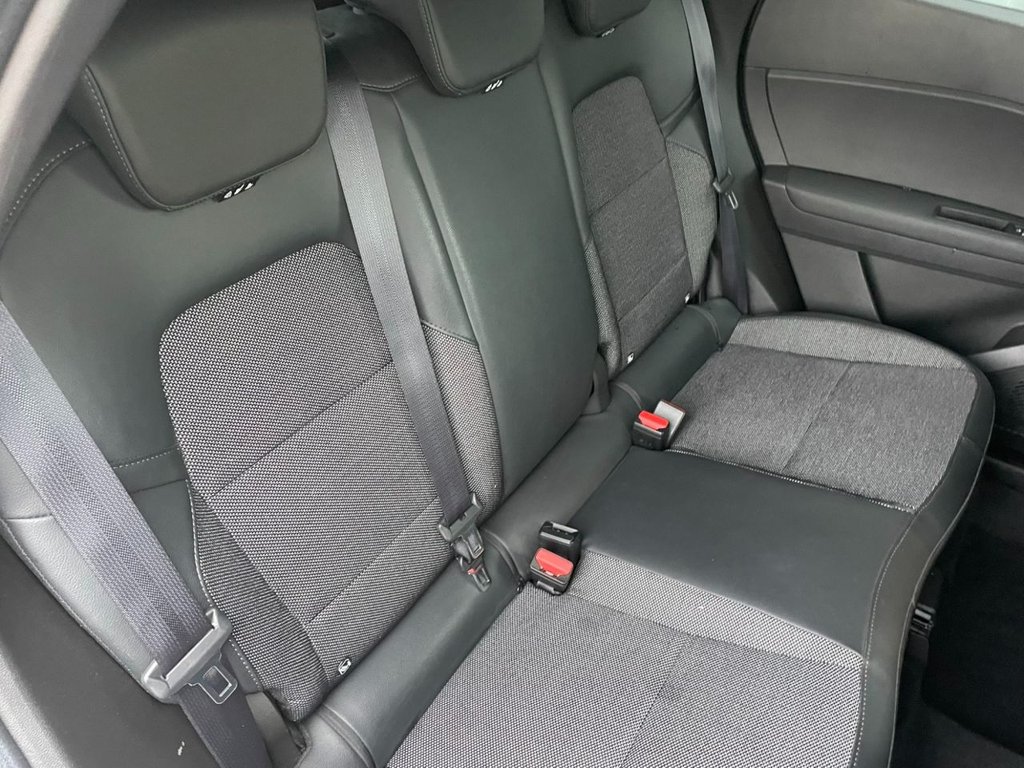 Used Renault Captur 2023 for sale - 77498758: Photo 25