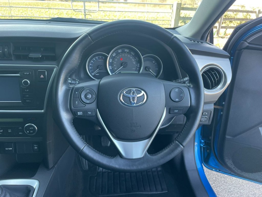 Used Toyota Auris 2014 for sale - 77937011: Photo 18