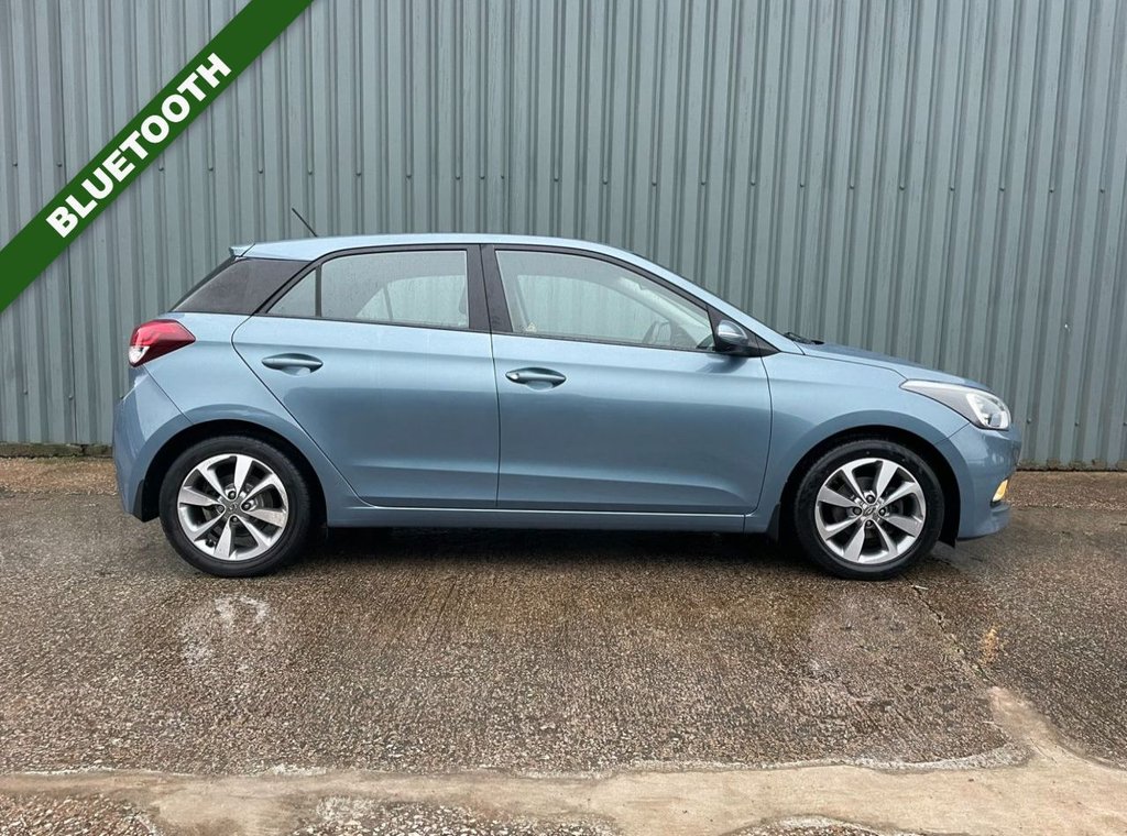 Used Hyundai i20 2016 for sale - 76973806: Photo 4