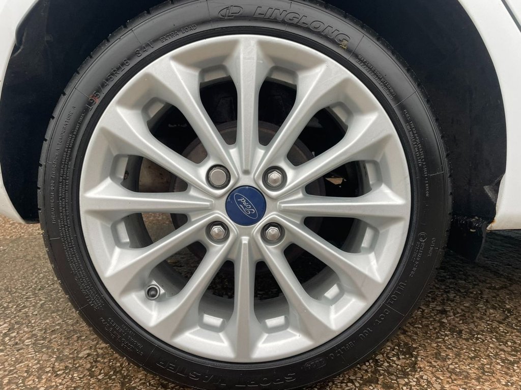 Used Ford Fiesta 2015 for sale - 76879061: Photo 7