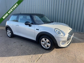 Used MINI Hatch 2019 for sale - 78002591: Photo