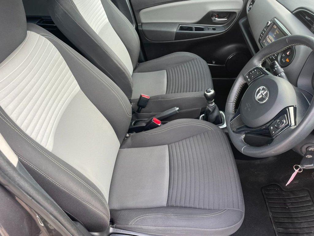 Used Toyota Yaris 2019 for sale - 77879903: Photo 20
