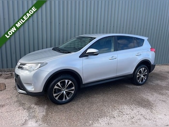 Used Toyota RAV4 2015 for sale - 75703587: Photo