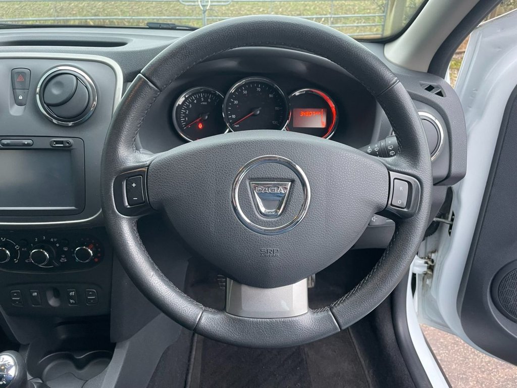 Used Dacia Sandero Stepway 2016 for sale - 77477413: Photo 18