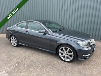 Used Mercedes-Benz C-Class 2013 for sale - 75642862: Photo