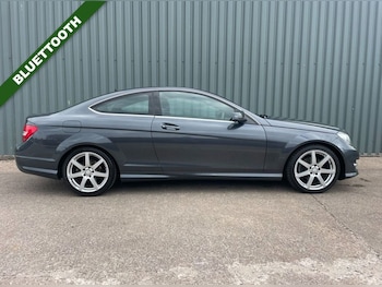 Used Mercedes-Benz C-Class 2013 for sale - 75642862: Photo