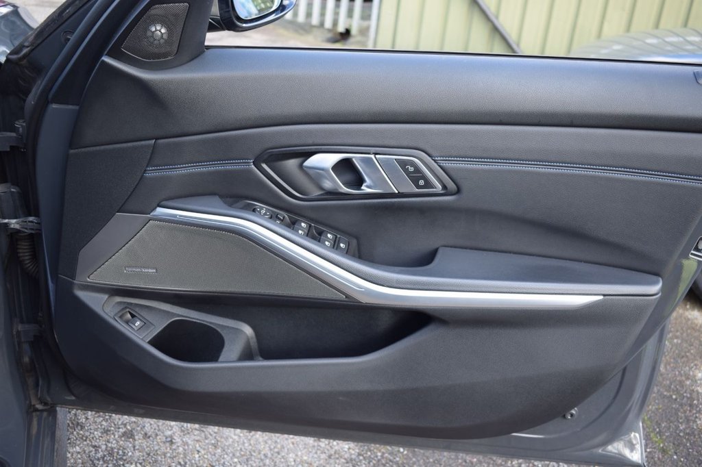 Used BMW 3 Series 2020 for sale - 77269111: Photo 19