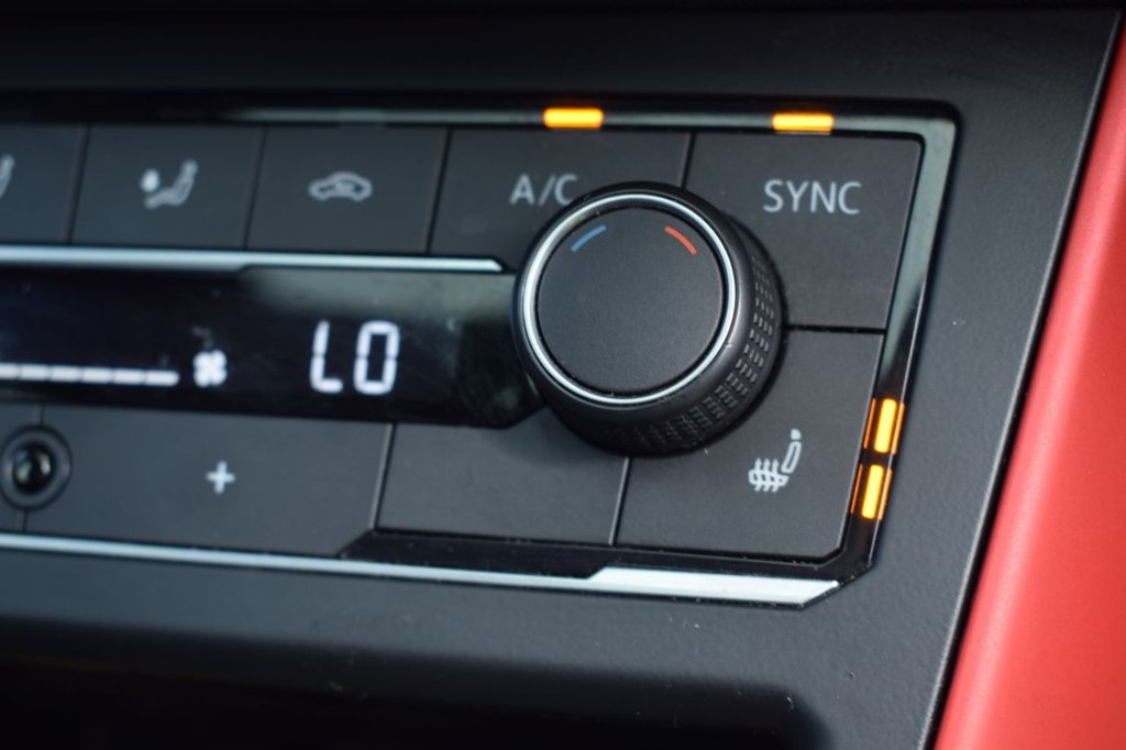 Used Volkswagen Polo 2021 for sale - 77748598: Photo 37