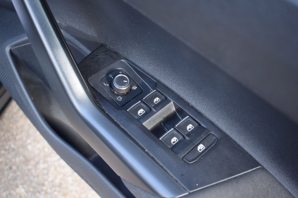 Used Volkswagen Polo 2021 for sale - 77748598: Photo 38