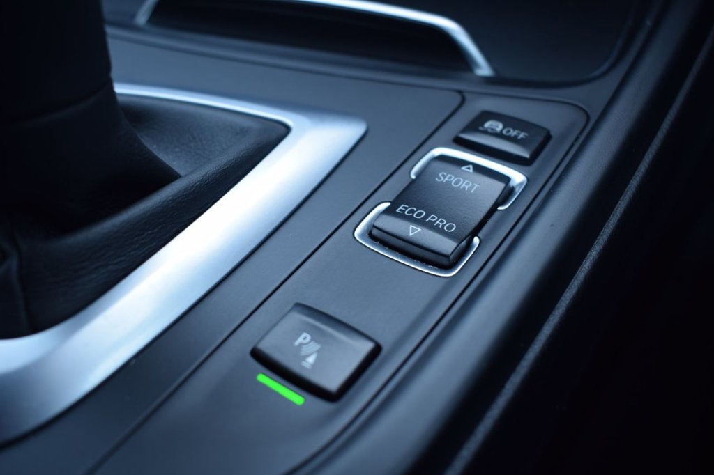 Used BMW 4 Series 2017 for sale - 76851077: Photo 31