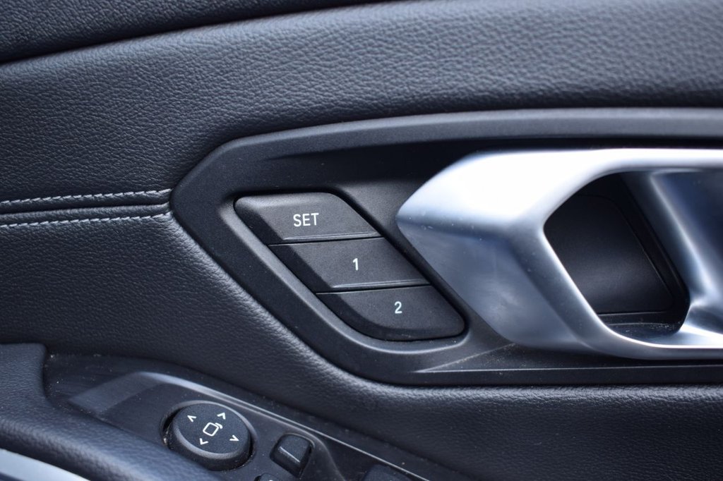 Used BMW 3 Series 2019 for sale - 76356783: Photo 39