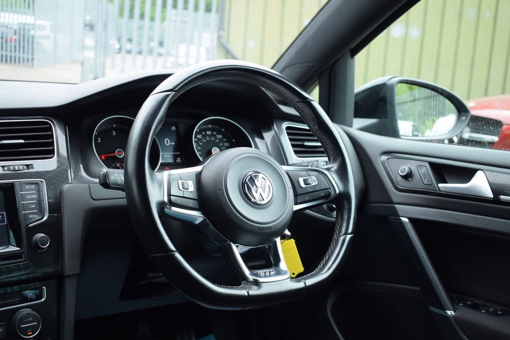 Used Volkswagen Golf 2014 for sale - 76285351: Photo 21