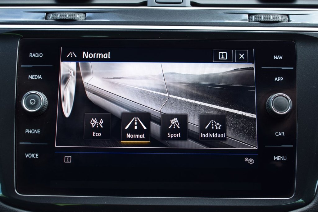 Used Volkswagen Tiguan 2019 for sale - 77231495: Photo 50