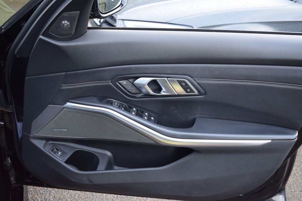 Used BMW 3 Series 2019 for sale - 77231500: Photo 19