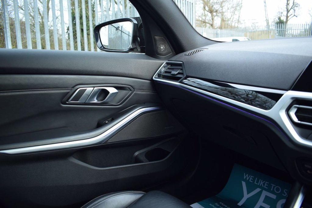 Used BMW 3 Series 2019 for sale - 77231500: Photo 27