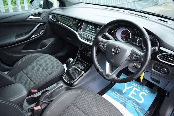 Used Vauxhall Astra 2016 for sale - 76285357: Photo 2