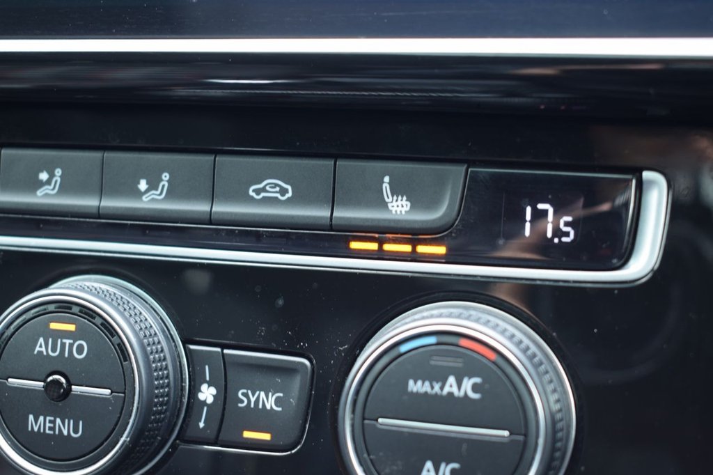 Used Volkswagen Golf 2020 for sale - 78141818: Photo 37