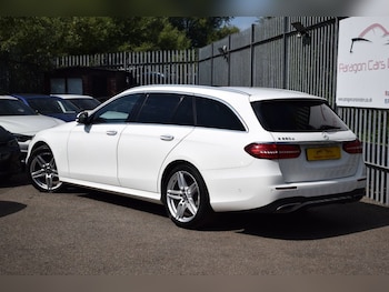 Used Mercedes-Benz E Class 2017 for sale - 77231492: Photo