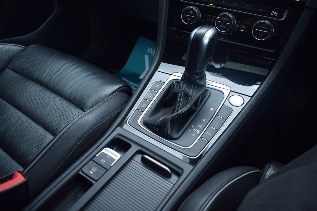 Used Volkswagen Golf 2020 for sale - 77231484: Photo 25