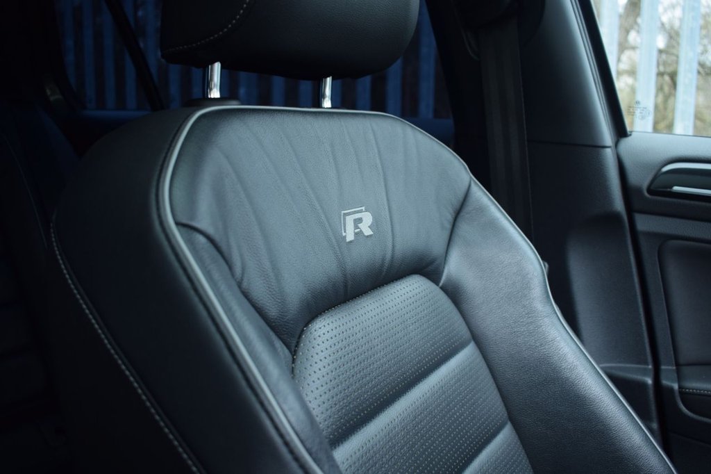 Used Volkswagen Golf 2020 for sale - 77231484: Photo 37