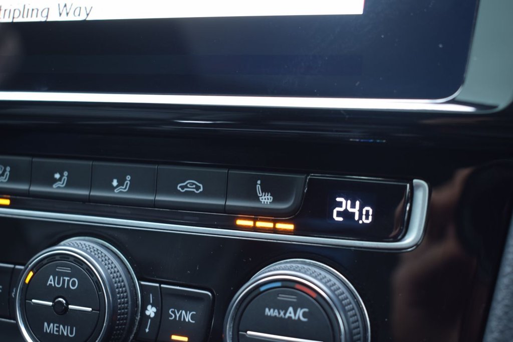 Used Volkswagen Golf 2020 for sale - 77231484: Photo 39