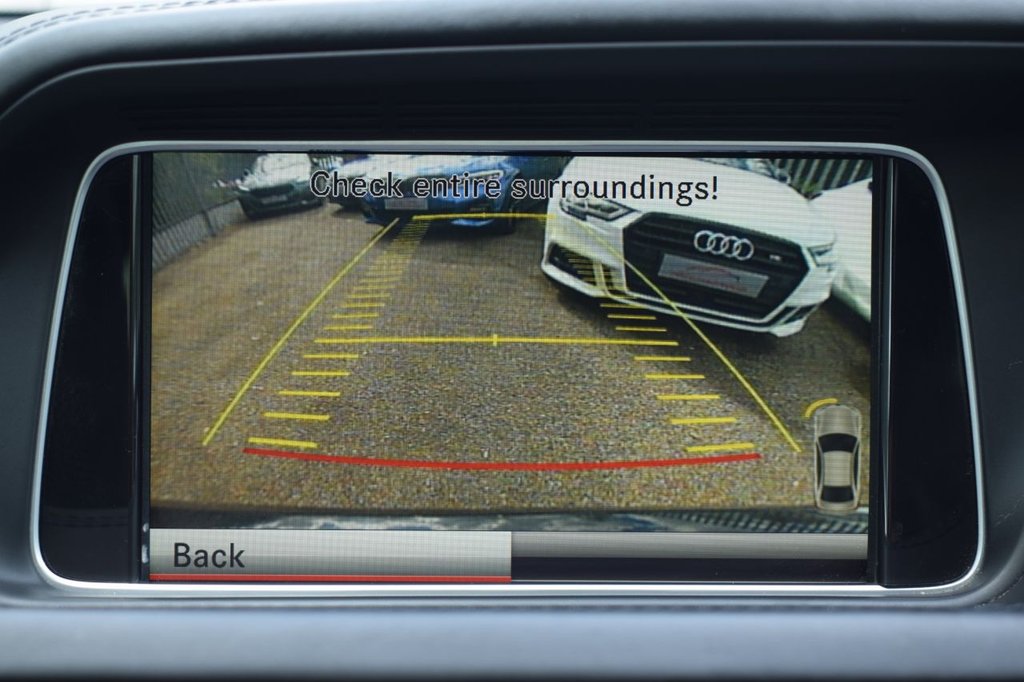 Used Mercedes-Benz E Class 2014 for sale - 77231503: Photo 35