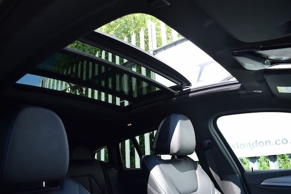 Used BMW X4 2019 for sale - 76285354: Photo 31