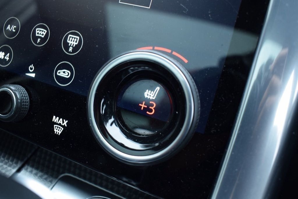 Used Land Rover Range Rover Sport 2018 for sale - 76285366: Photo 38