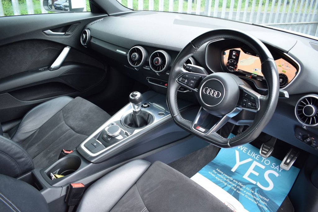 Used Audi TT 2015 for sale - 76285362: Photo 2
