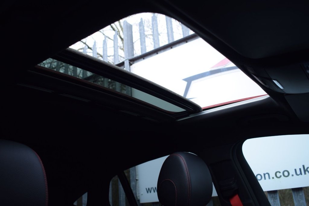 Used Mercedes-Benz GLC 2017 for sale - 77231511: Photo 30