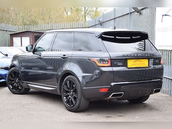 Used Land Rover Range Rover Sport 2018 for sale - 77231504: Photo
