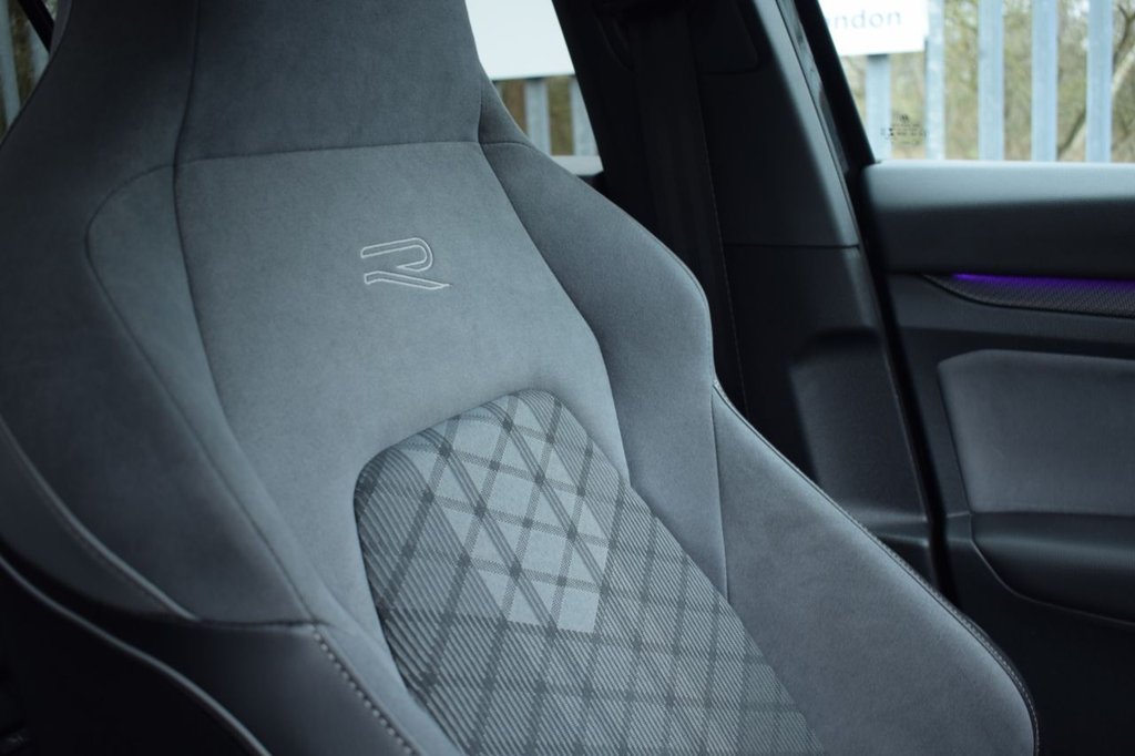 Used Volkswagen Golf 2020 for sale - 77231485: Photo 31