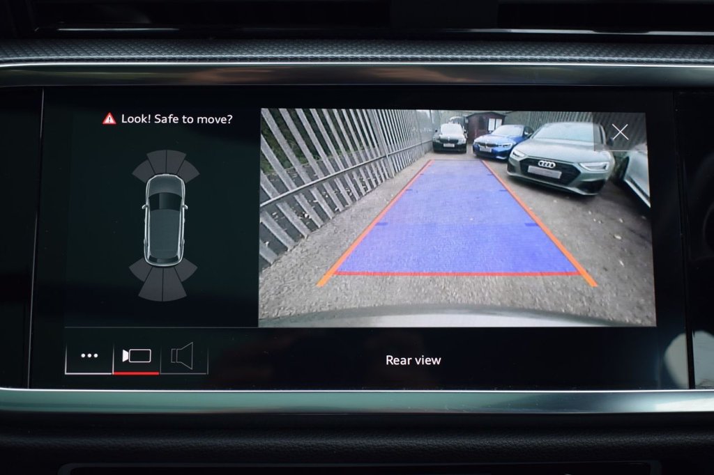 Used Audi Q3 2021 for sale - 76285381: Photo 35