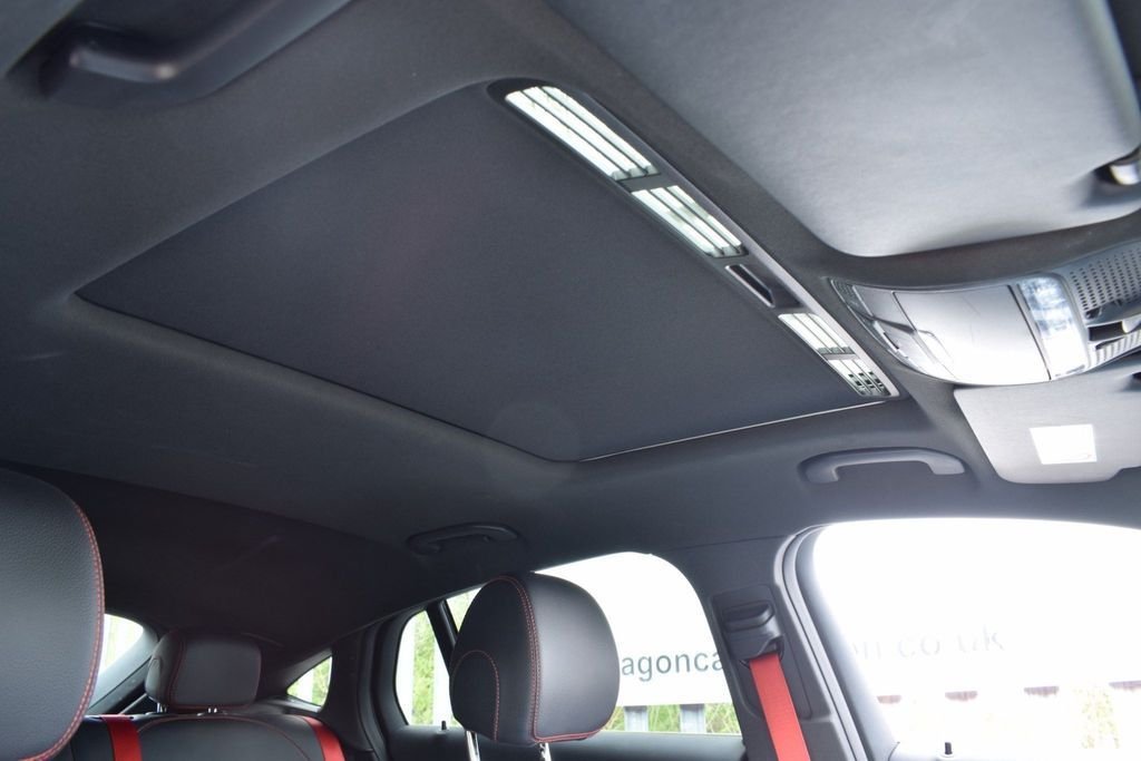 Used Mercedes-Benz GLC 2017 for sale - 76285350: Photo 31