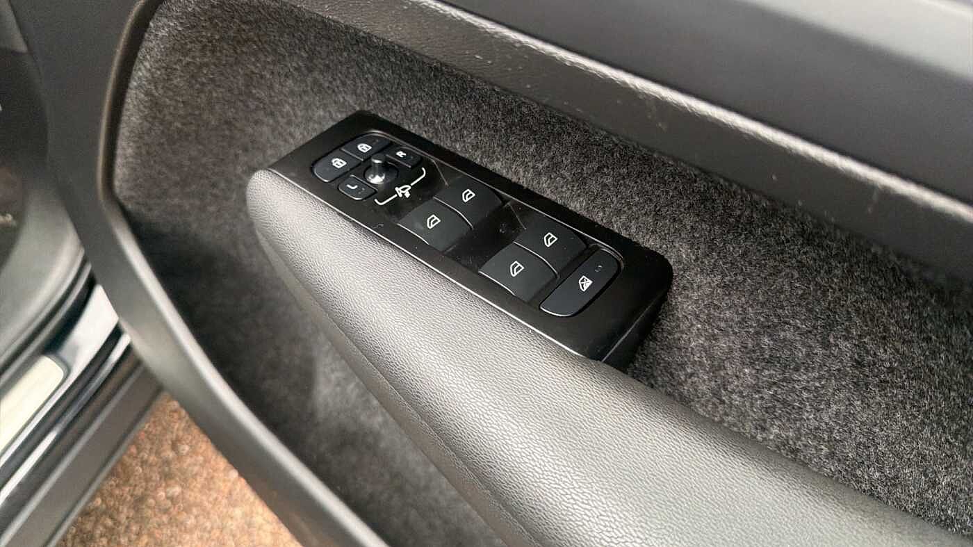 Used Volvo XC40 2022 for sale - 78035951: Photo 24