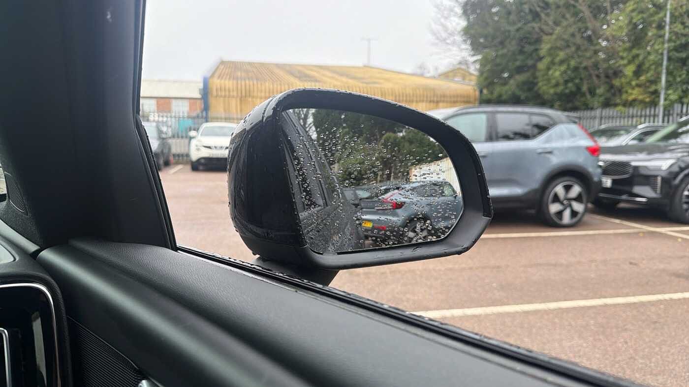 Used Volvo XC40 2022 for sale - 78035951: Photo 32