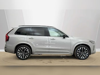 Used Volvo XC90 2025 for sale - 78055271: Photo