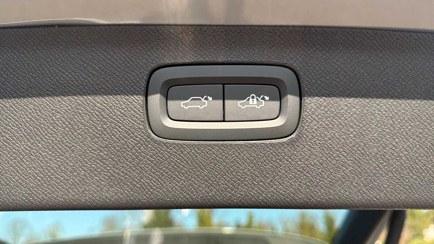 Used Volvo XC90 2026 for sale - 78179873: Photo 40