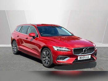 Used Volvo V60 2019 for sale - 78838062: Photo