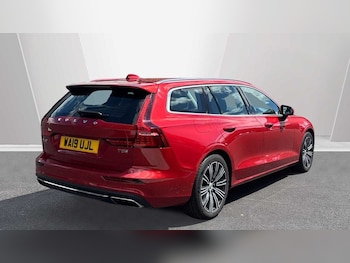 Used Volvo V60 2019 for sale - 78838062: Photo