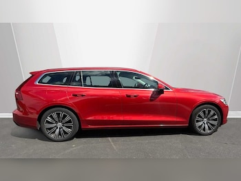 Used Volvo V60 2019 for sale - 78838062: Photo