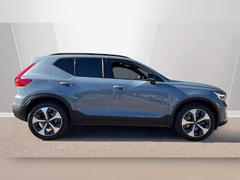 Used Volvo XC40 2023 for sale - 78298862: Photo