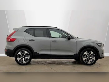 Used Volvo XC40 2025 for sale - 79405464: Photo
